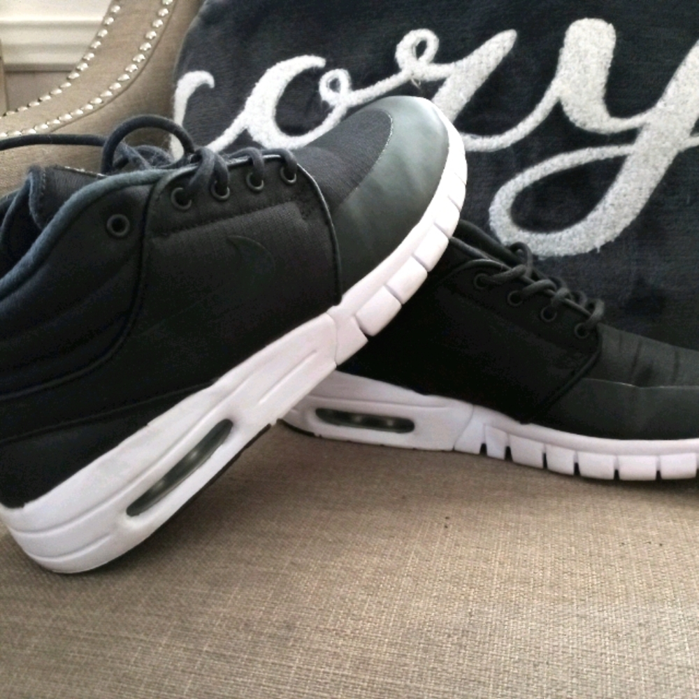Nike Air Janoski